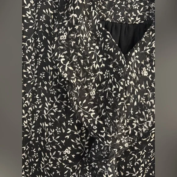 Tamara H. Black and White Floral Blouse - Picture 4 of 11